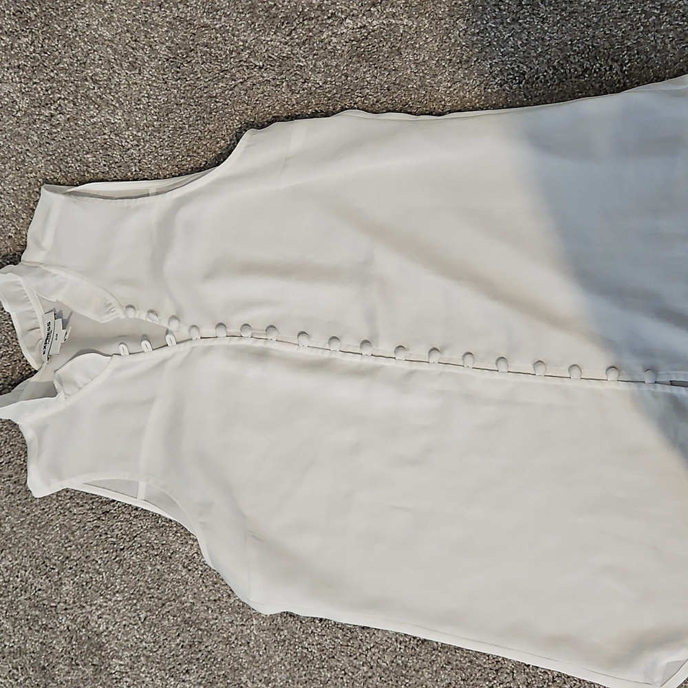 Express Super Cute Blouse With Button Detail & Ru… - image 1